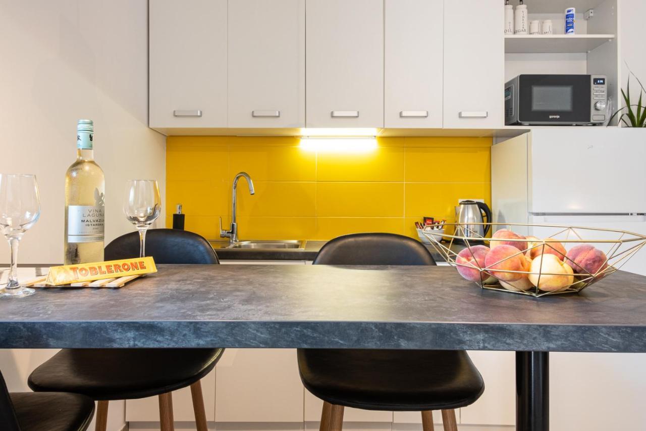 Studio Apartment Les - 4 Min Walk From Amphiteatre Πούλα Εξωτερικό φωτογραφία