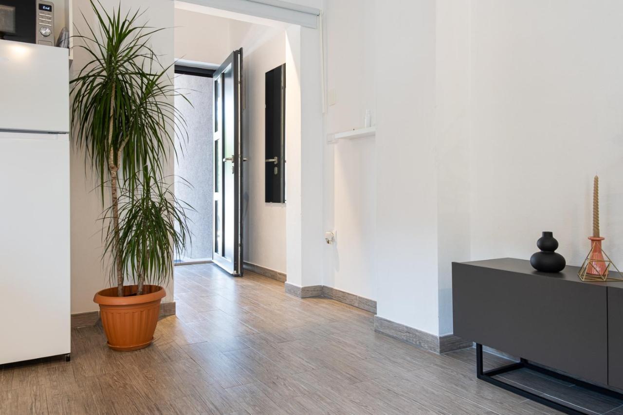 Studio Apartment Les - 4 Min Walk From Amphiteatre Πούλα Εξωτερικό φωτογραφία