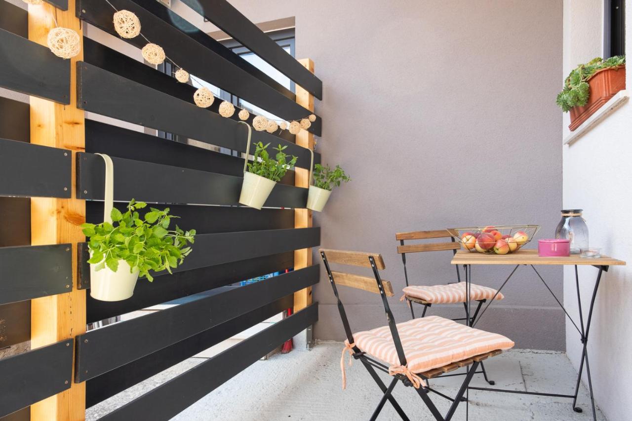 Studio Apartment Les - 4 Min Walk From Amphiteatre Πούλα Εξωτερικό φωτογραφία